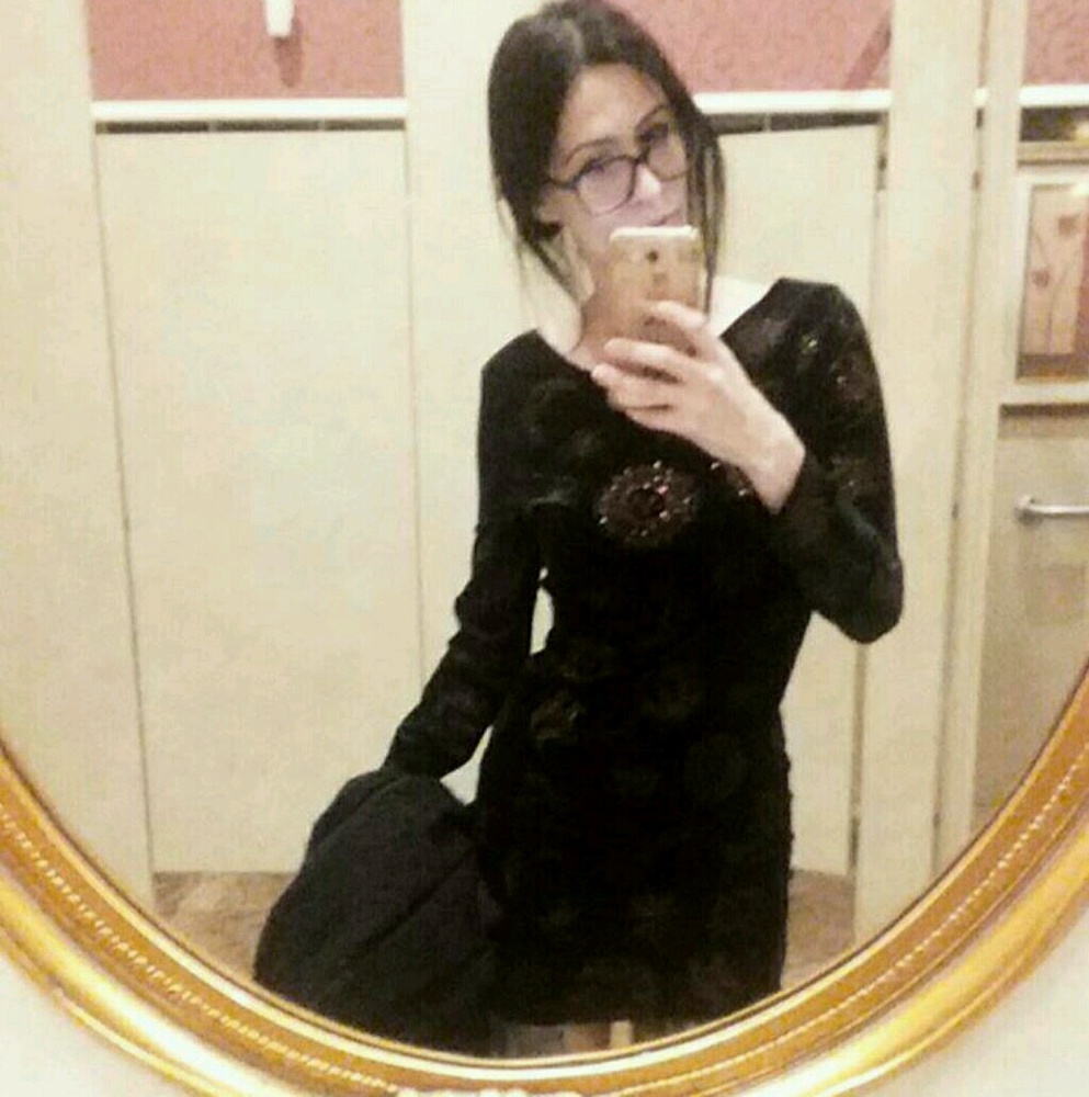 Meet your Posher, Daniella
